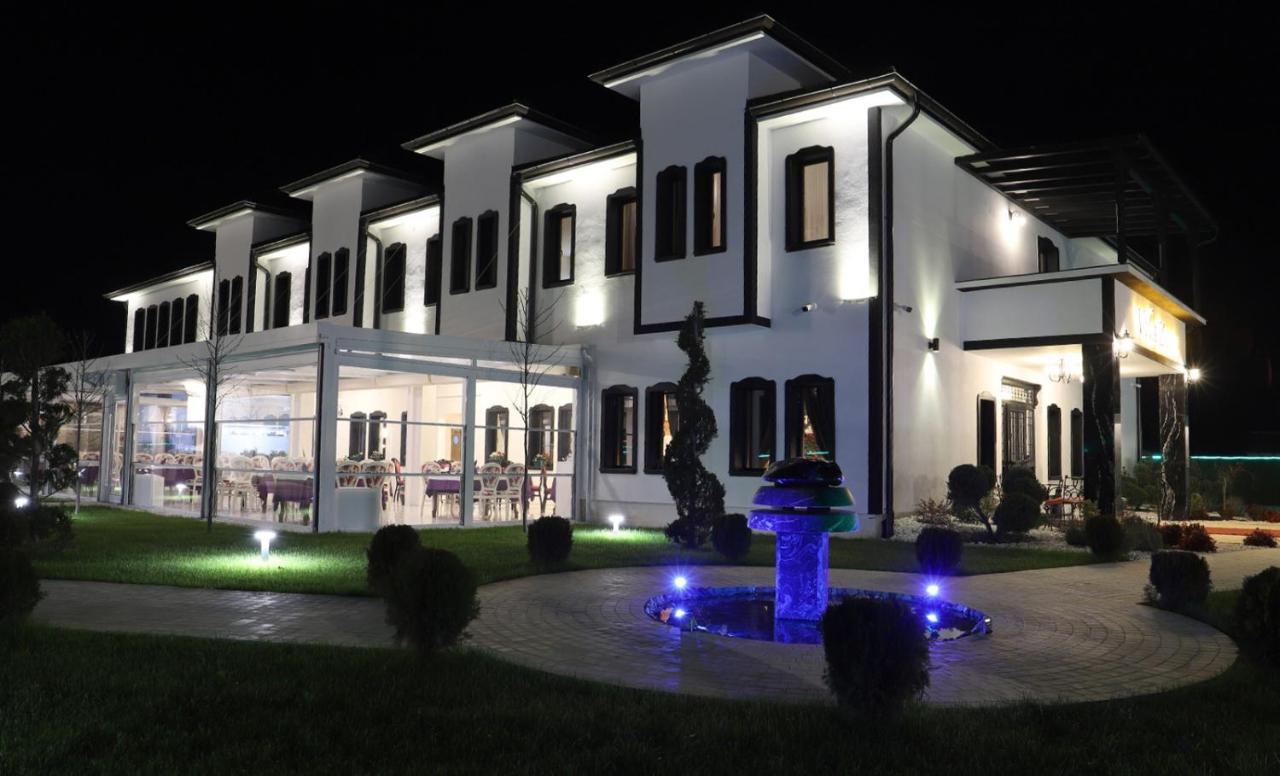 Hotel Vila Zana กอสติวาร์ ภายนอก รูปภาพ